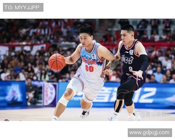 2020年CBA新疆队与广州队激战回顾精彩瞬间与战术分析 2020年CBA新疆队与广州队激战回顾精彩瞬间与战术分析