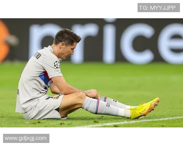 莱万重返老东家引发争议拜仁球迷怒斥其忘恩负义情绪高涨