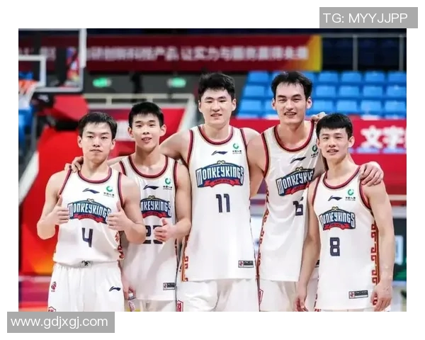 CBA精彩对决北京队与深圳队全场比赛回顾与精彩瞬间分析