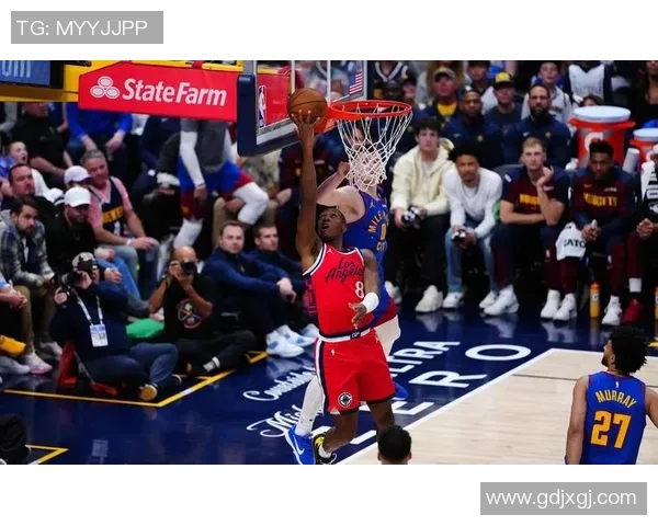 快船与掘金对决小卡得分表现分析及比赛精彩瞬间回顾