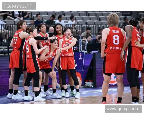 日本篮球队对决黑山队精彩赛事回顾与分析