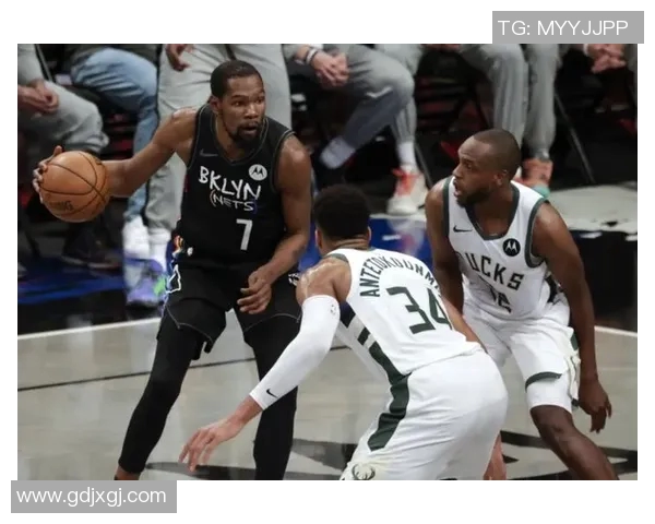 湖人对阵篮网精彩对决腾讯体育全程直播赛况分析与球员表现解读 湖人对阵篮网精彩对决腾讯体育全程直播赛况分析与球员表现解读