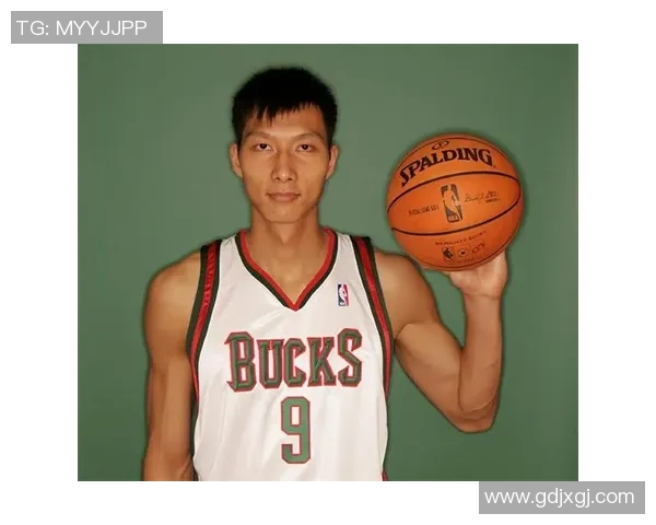 易建联领衔篮网对决国王球队精彩瞬间回顾与分析