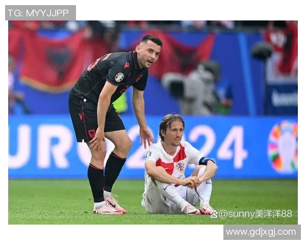 赛尔维亚与意大利激战正酣谁将赢得这场足球盛宴的胜利 赛尔维亚与意大利激战正酣谁将赢得这场足球盛宴的胜利