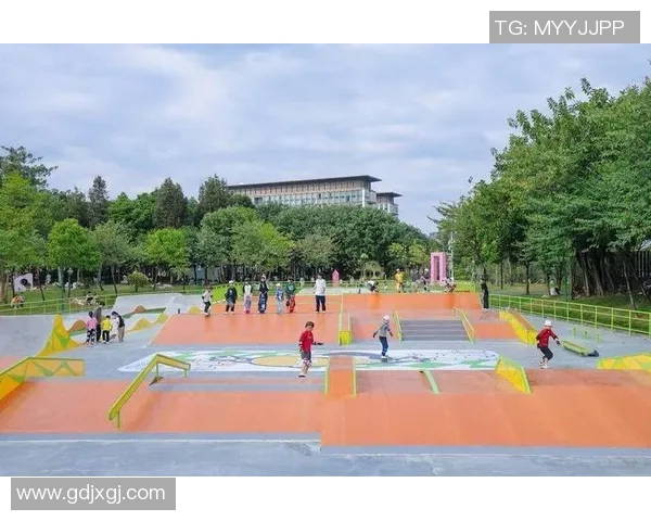 广州极限运动队在滑板精英赛中以100分稳居积分榜首位MBA