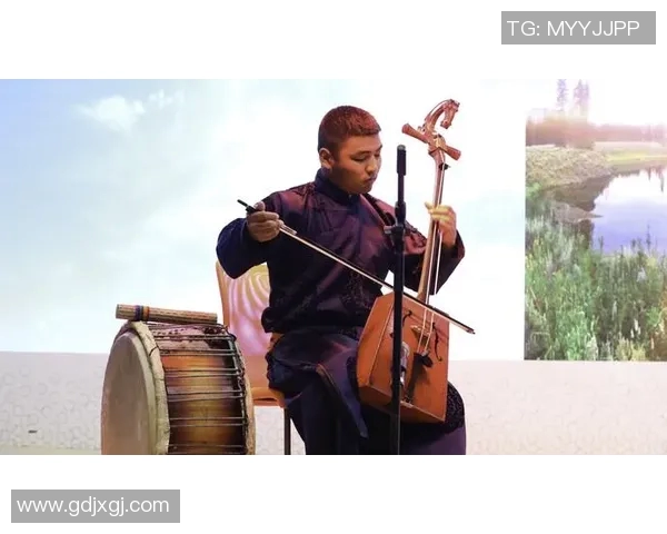 敖日格乐与方便的对决：传统与现代的碰撞与融合探讨