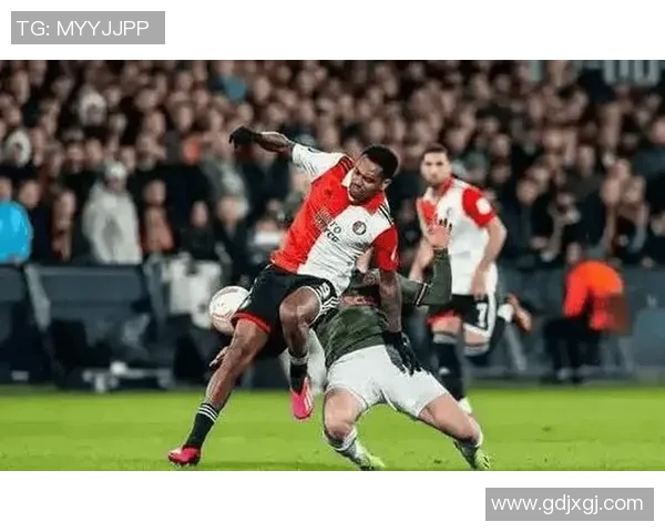 特温特与乌德勒激战在即谁能在这场对决中笑到最后 特温特与乌德勒激战在即谁能在这场对决中笑到最后