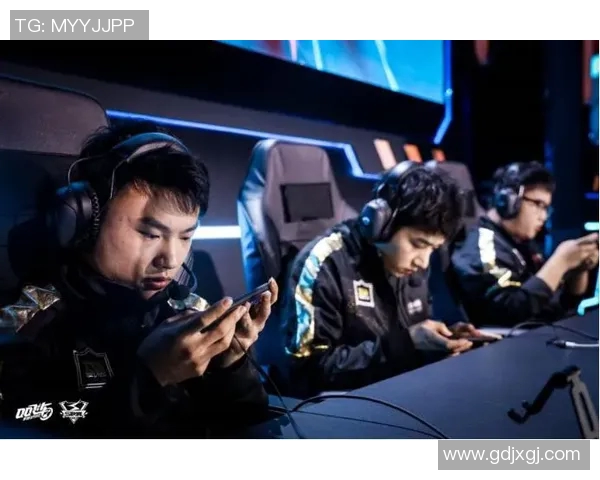 RNG在全球总决赛积分榜中以79分稳居第一名展现强劲实力